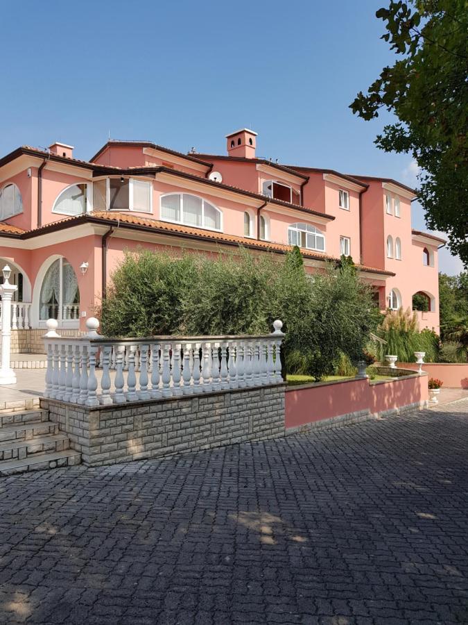 Villa Chiara Krnica Exterior photo